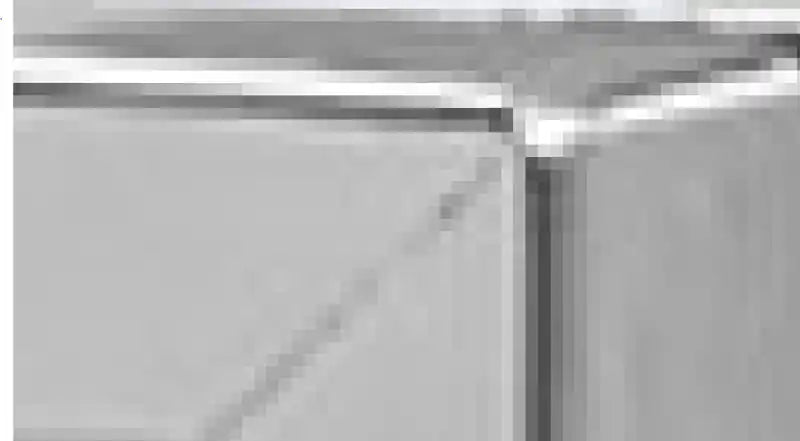 44 table basse moderne en verre – Chrome avec piètement en métal
